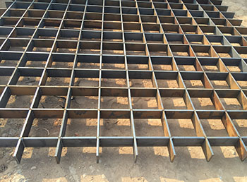 对插钢格板3.jpg