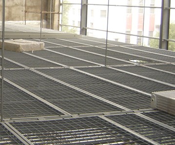 1489978115386468.jpg 吊顶钢格板4.jpg