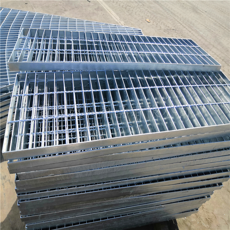 常规钢格栅板