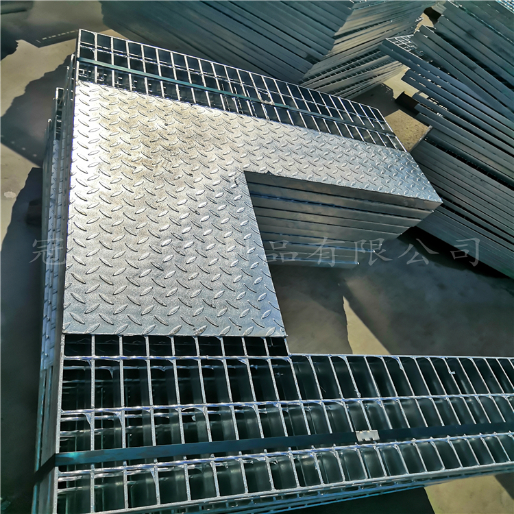 复合热浸锌钢格板