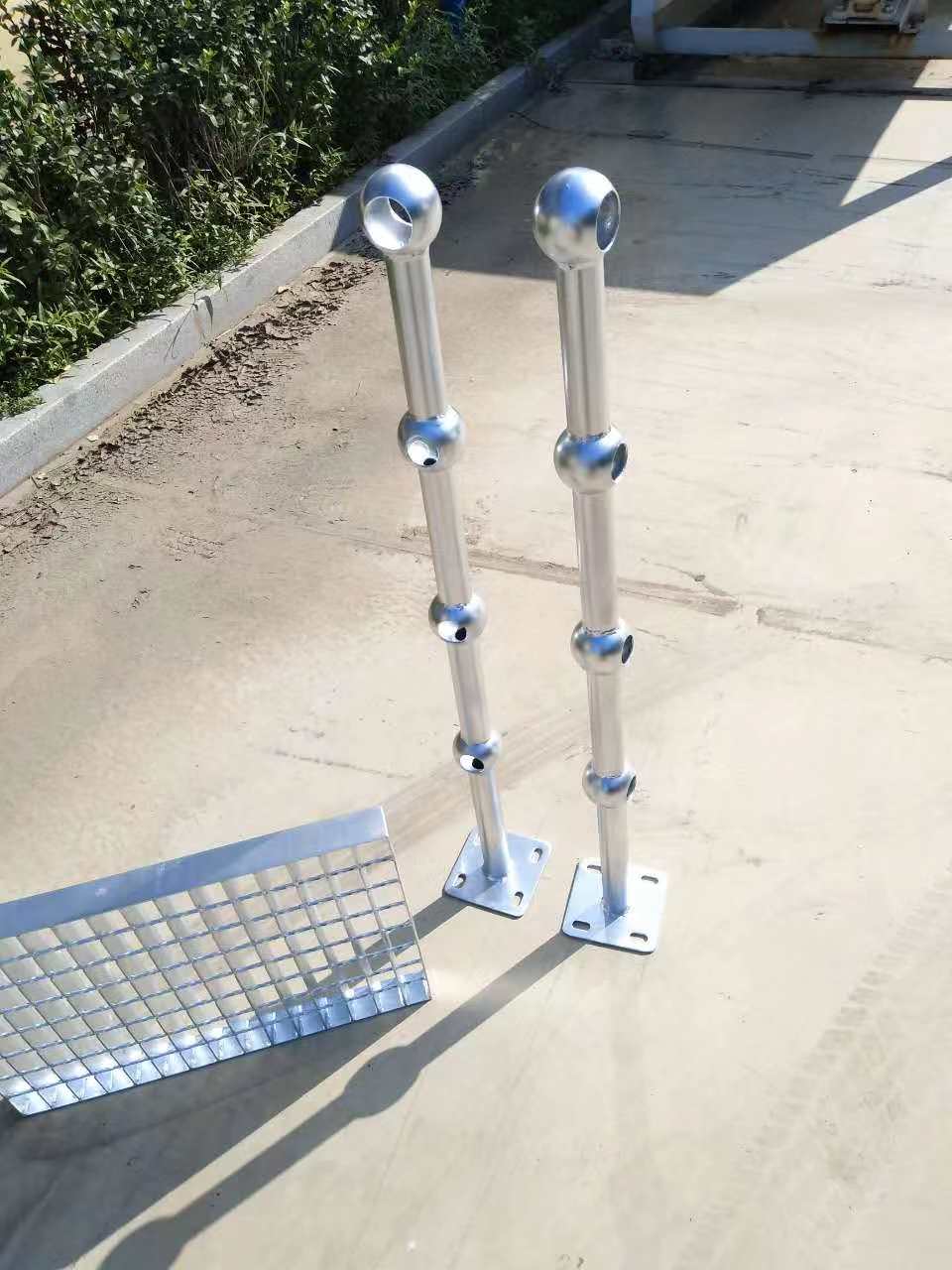 球接栏杆
