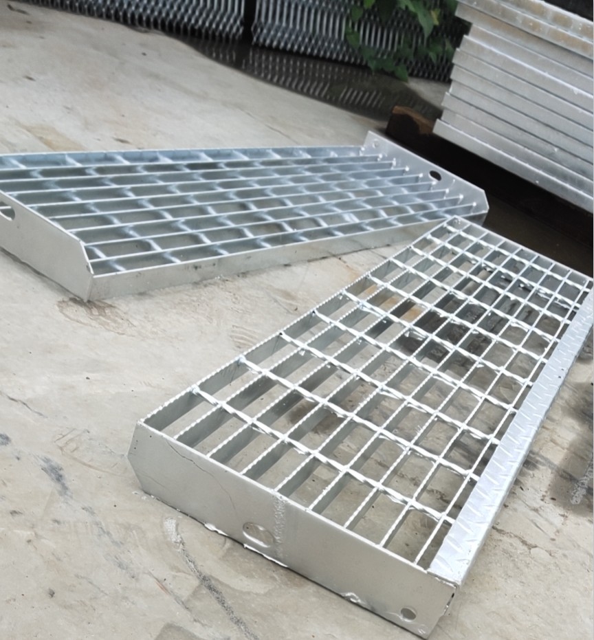 钢格栅踏步