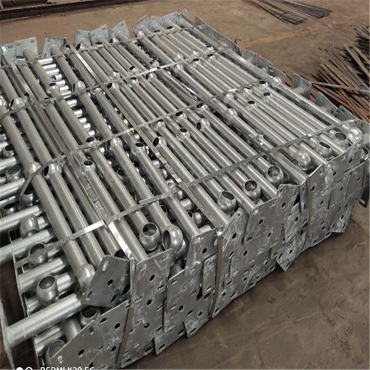 热浸锌球接栏杆