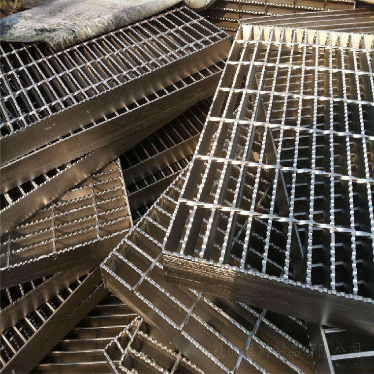 平台防滑格栅板